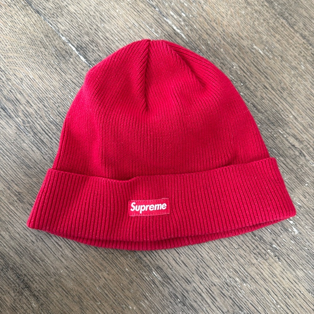 Supreme Bogo knit hat